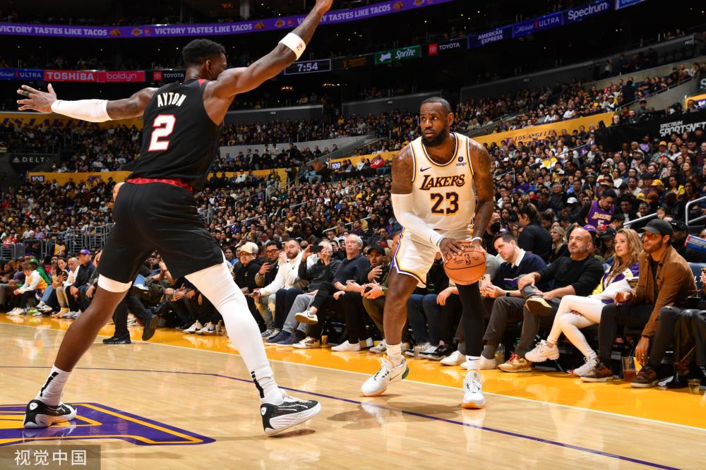 烈竞争中 烈竞争中