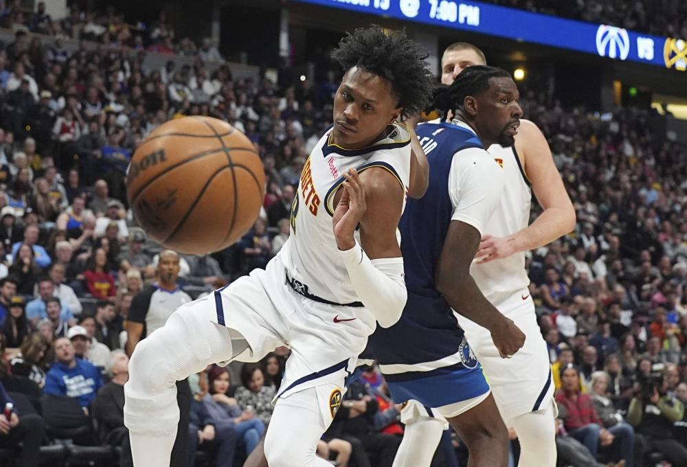 激烈的足球 激烈的足球