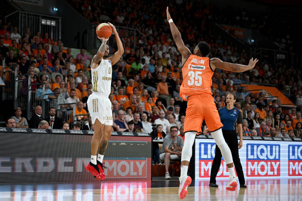 巨大的优势 巨大的优势