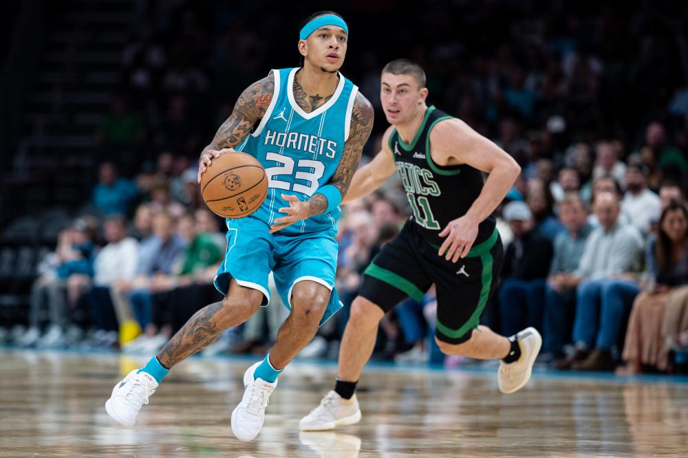 轻球员一同 轻球员一同