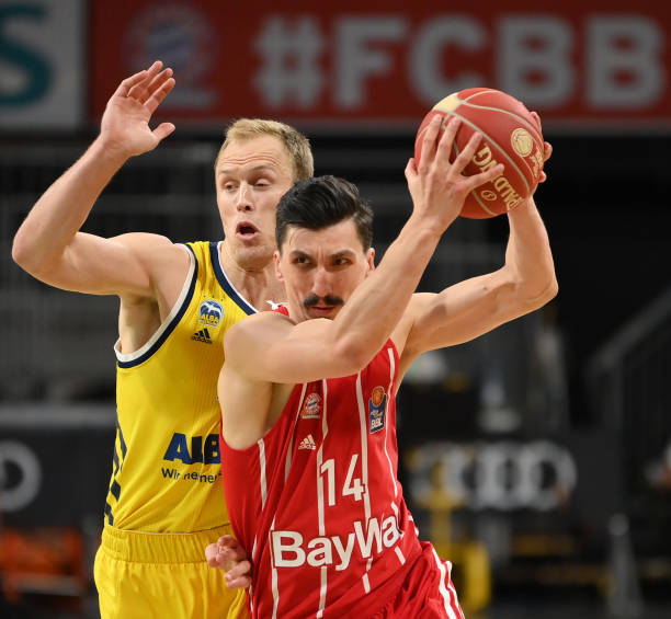 随着比赛的 随着比赛的