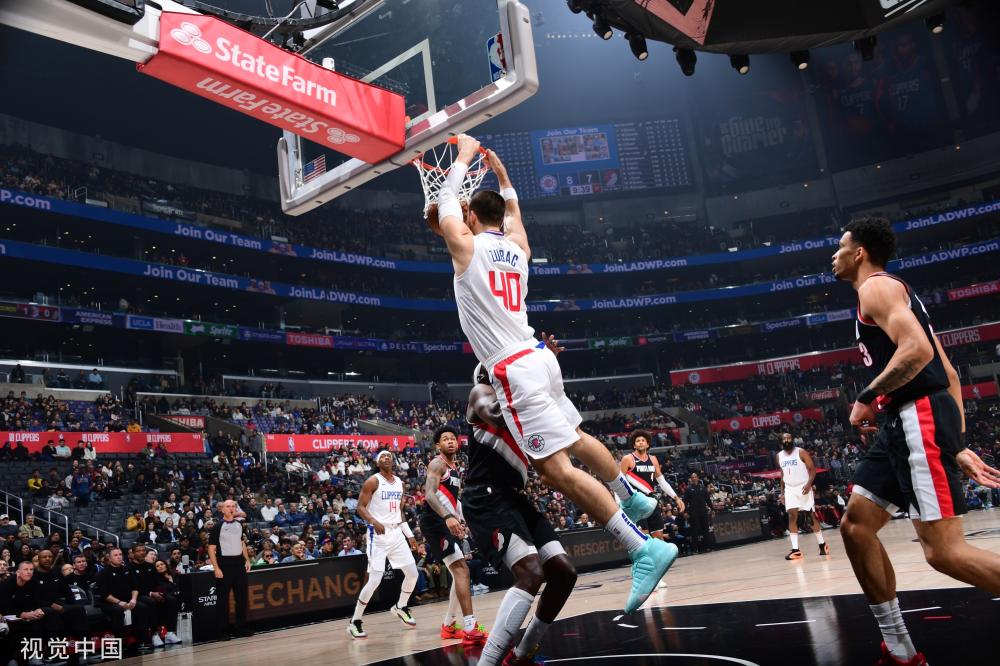 在他过往的 在他过往的