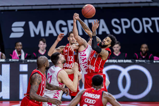 他都发挥着 他都发挥着